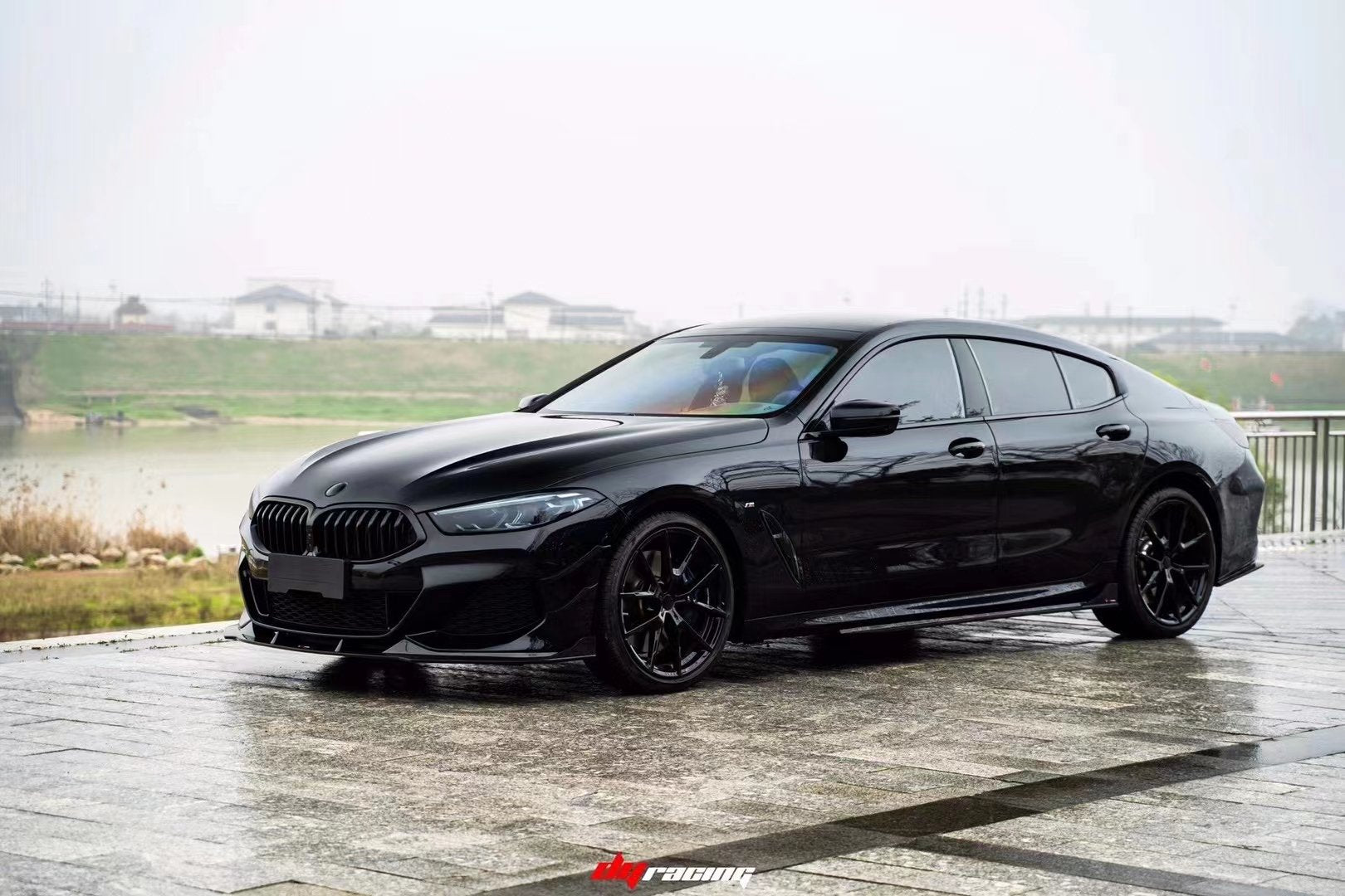 8 Series – TAKD Carbon