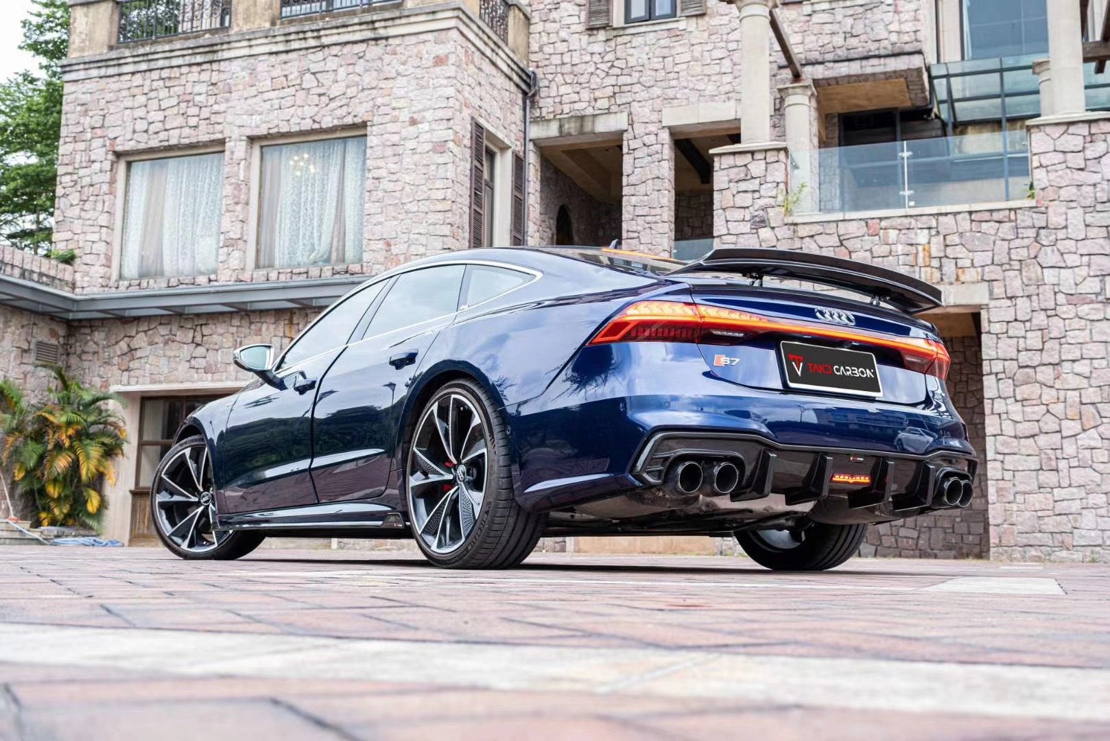 TAKD Carbon Dry Carbon Fiber Side Skirts for Audi A7 S-Line & S7 C8 2018-ON