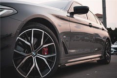 TAKD Carbon Dry Carbon Fiber Side Skirts for BMW 5 Series G30 2017-ON
